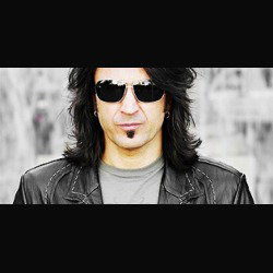 Stryper: uscirà a maggio l'album solista di Michael Sweet