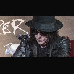 Mick Mars: 'Salute? Continuerò ad andare in tour anche dopo Mötley Crüe'