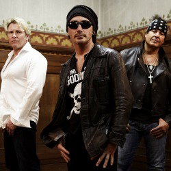 L.R.S.: online il videoclip del brano "Almost Over You"