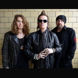 California Breed: il lyric video di "Midnight Oil"