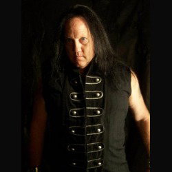 Omen: cambio del cantante