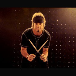 Ratt: le parole di Bobby Blotzer sull'abbandono di Stephen Pearcy