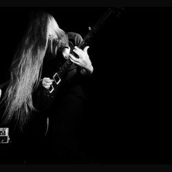 Norse: song di "Pest" on-line