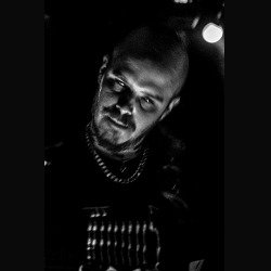 Shining: nuovo accordo per il nono album