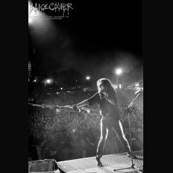 Alice Cooper: uscirà ad ottobre il nuovo live 'Raise The Dead - Live From Wacken'