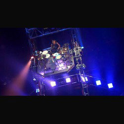 Mötley Crüe: Tommy Lee pubblica un nuovo video del suo assolo di batteria