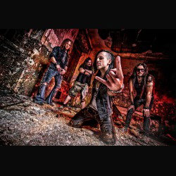 Hell In The Club: in arrivo il nuovo album 'Devil On My Shoulder'