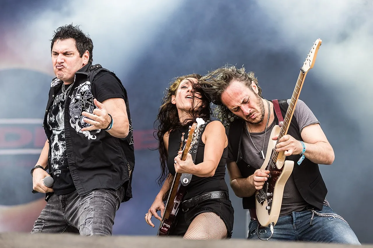 Hardline: il video dal vivo di 'Hot Cherie', dal disco dal vivo "Live Life" su Frontiers Music