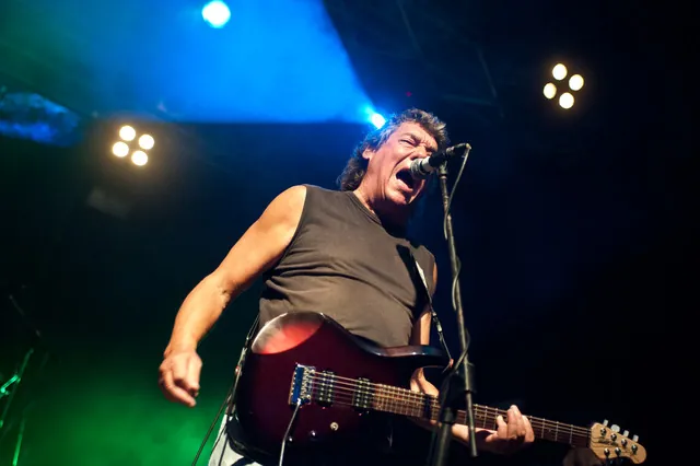 Iron Maiden: l'ex chitarrista Dennis Stratton in tour in Italia