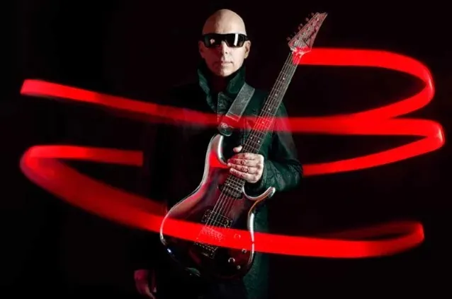 Joe Satriani: ascolta il nuovo singolo 'Pumpin''