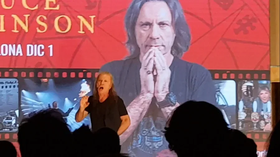 Iron Maiden: Bruce Dickinson canta a cappella 'Man Of Sorrows'