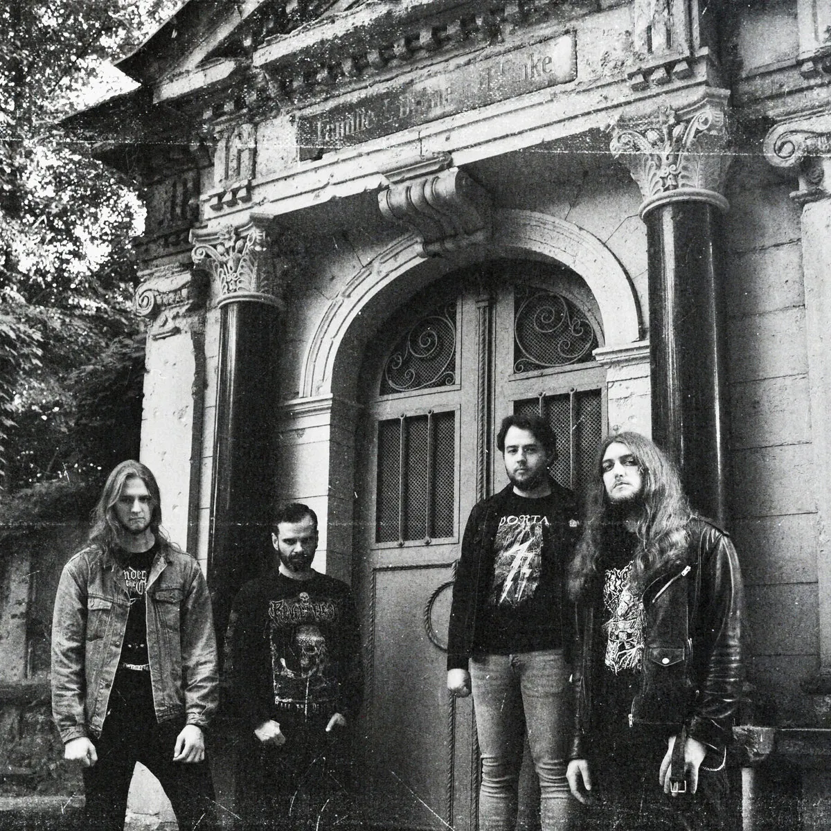 Carnal Tomb: l'ultimo EP "Descend" in streaming integrale