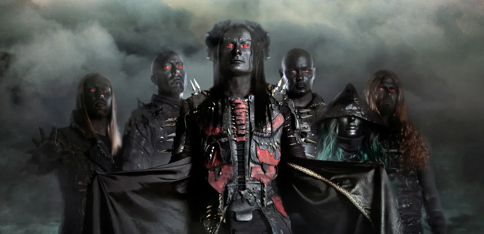 Cradle Of Filth: annunciato un concerto in streaming ad Halloween nella chiesa di St. Mary's
