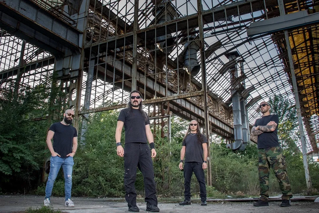Irreverence: il guitar playthrough video di 'Scapegoat'
