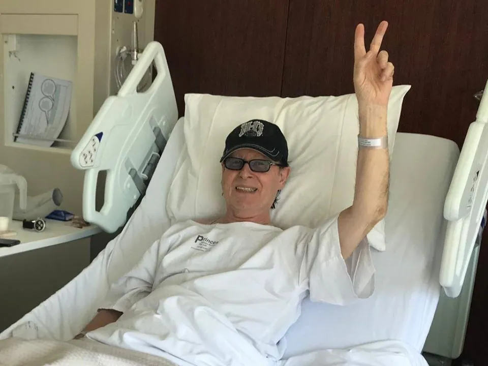 Scorpions: Klaus Meine costretto a interrompere il tour per operarsi di calcoli renali