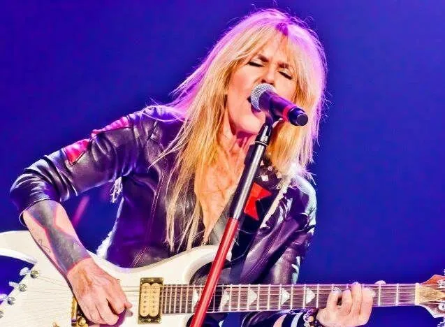 Lita Ford: 'Mi manca tanto la vecchia scuola'