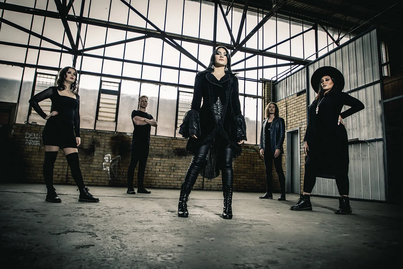 Victoria K: il video ufficiale di 'The Haunting'