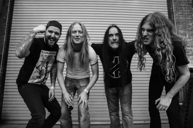 Carcass: svelato il titolo del nuovo album dedicato a Ken Owen
