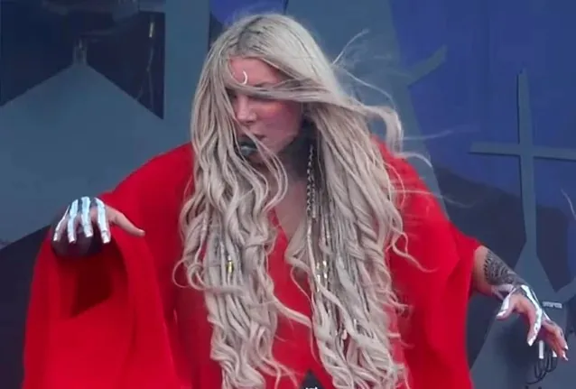 In This Moment: guarda l'interpretazione solista di Maria Brink allo ShipRocked 2020