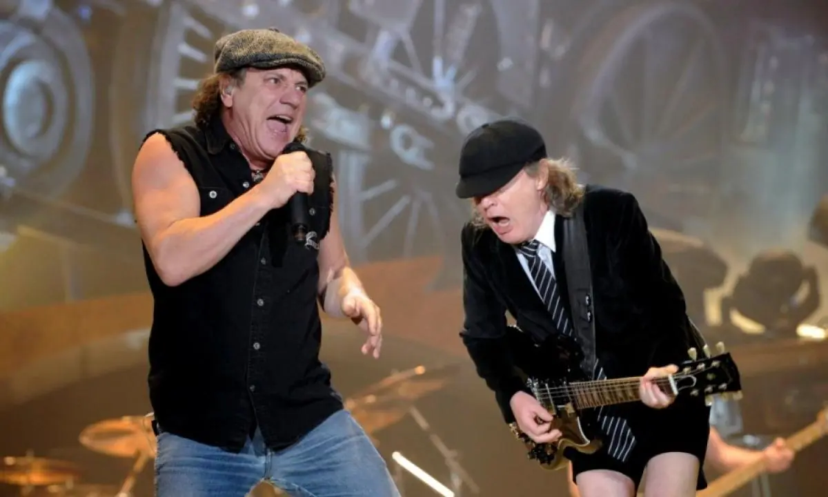 AC/DC: rivelata la data di uscita del nuovo album, Brian Johnson parla del suo ritorno nella band