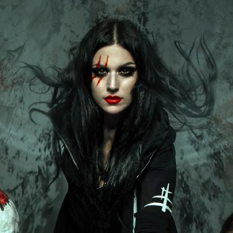 Lacuna Coil: Cristina Scabbia, appello per l'emergenza Coronavirus