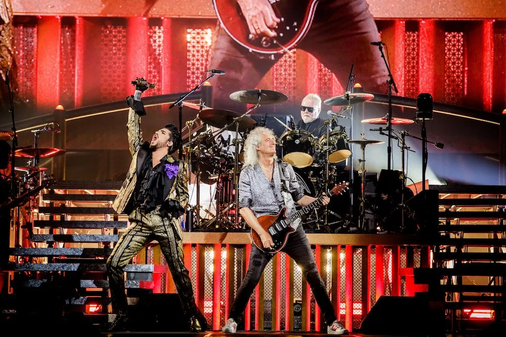 Queen + Adam Lambert: rimandata al 2021 la data di Bologna