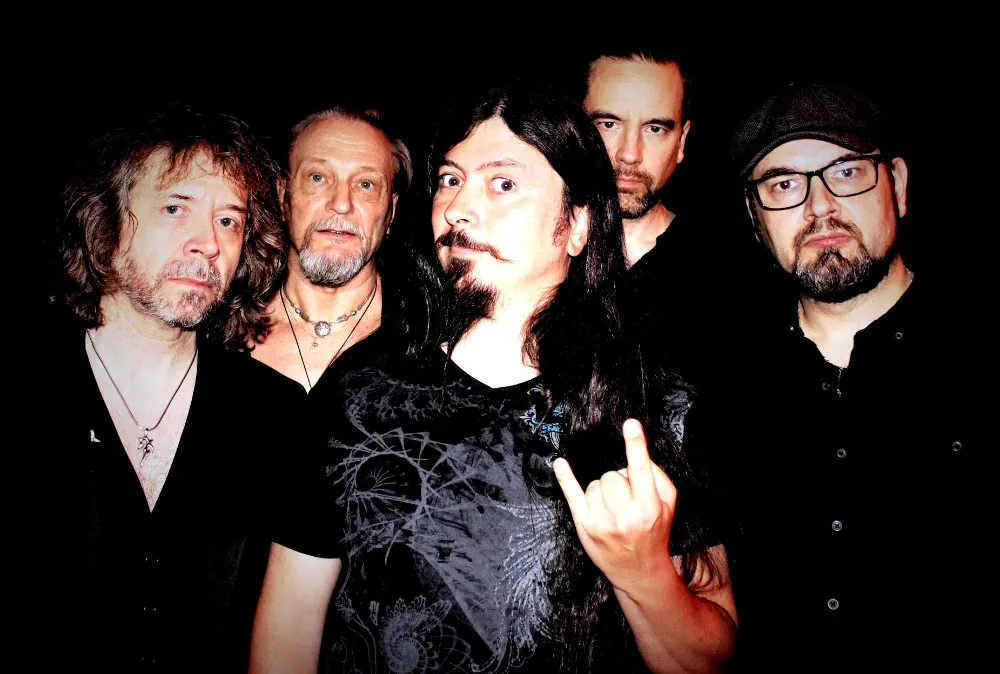 Wishing Well: il video di "We Shall Never Surrender”, nuovo album