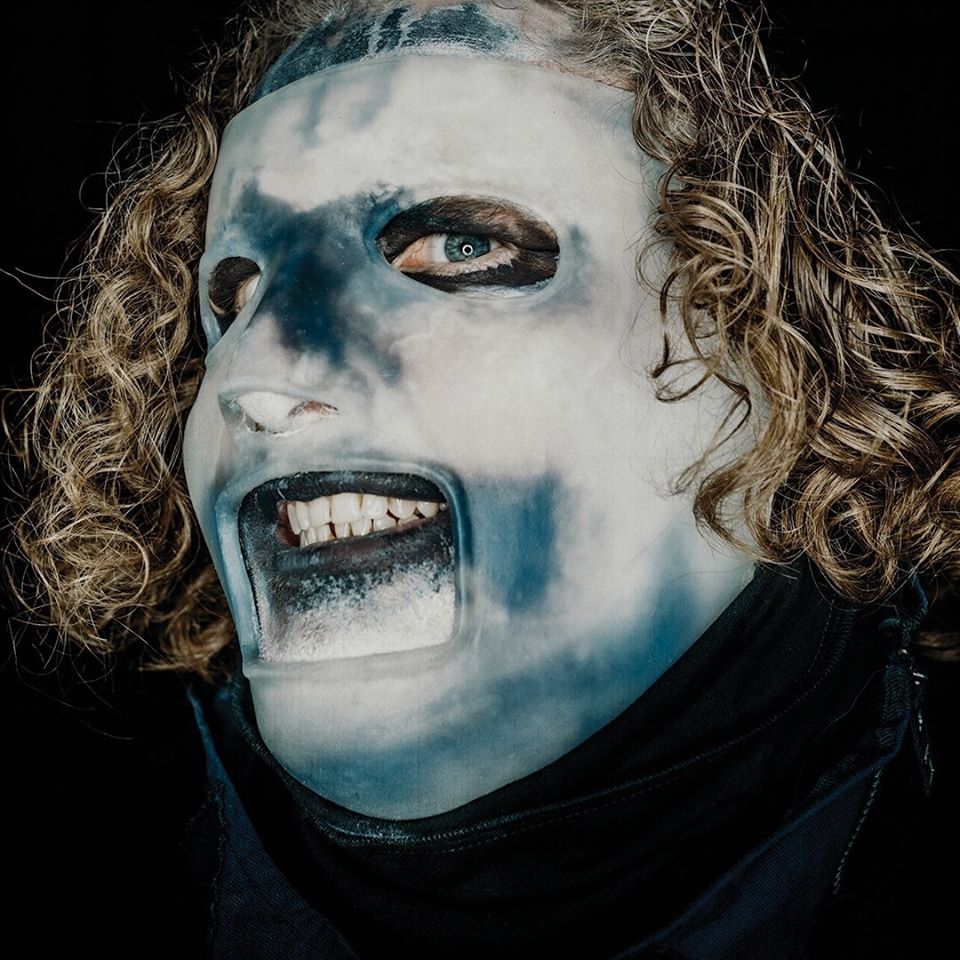 Slipknot, Stone Sour: Corey Taylor, per beneficenza all'asta alcune delle chitarre della sua collezione personale
