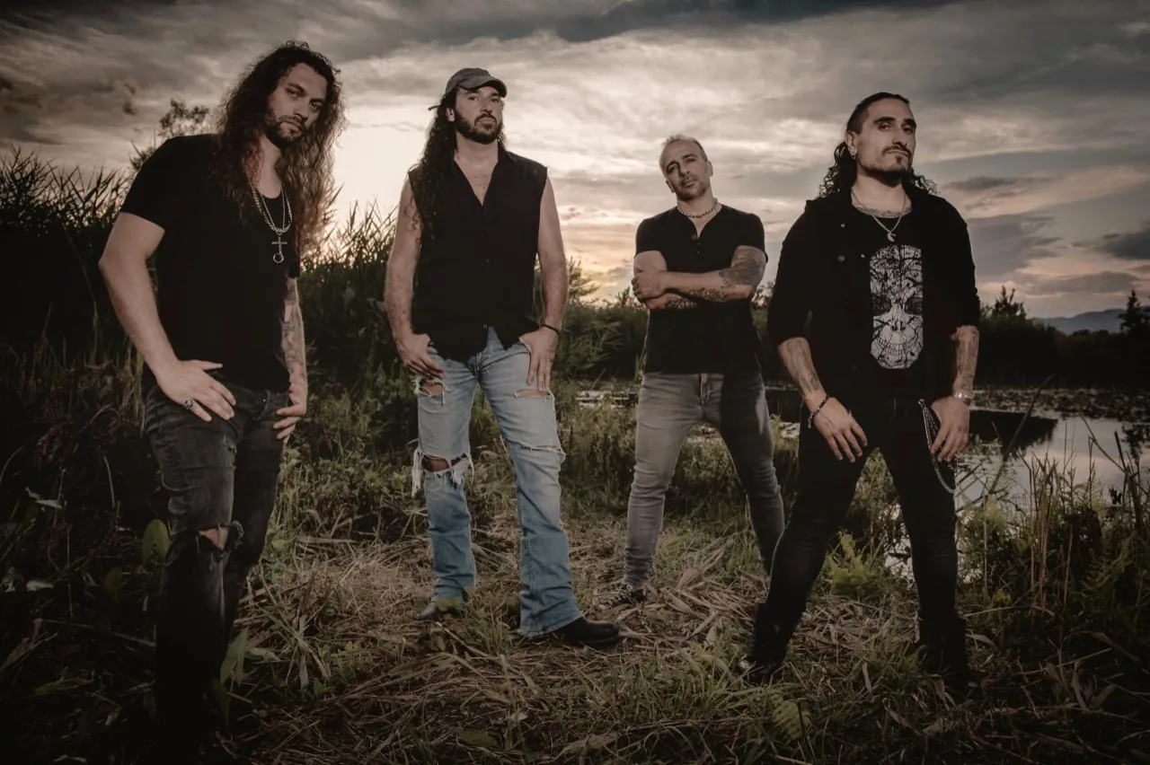 Edge of Forever: il singolo 'Feeding The Fire' dall'ultimo album su Frontiers Music