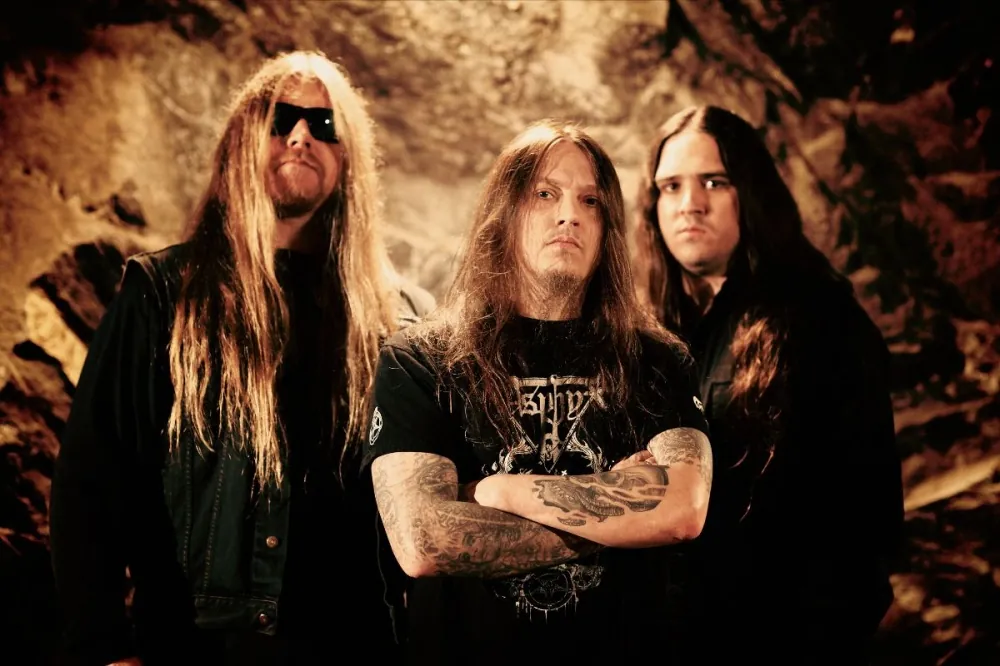 Hypocrisy: Peter Tägtgren in studio, "Finiamo il nuovo album prima di essere tutti morti"