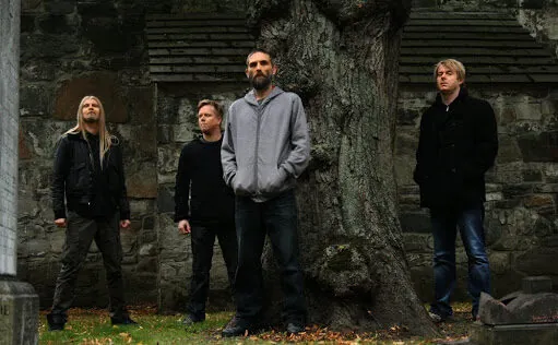 Manes: in anteprima il video ufficiale di 'Young Skeleton'