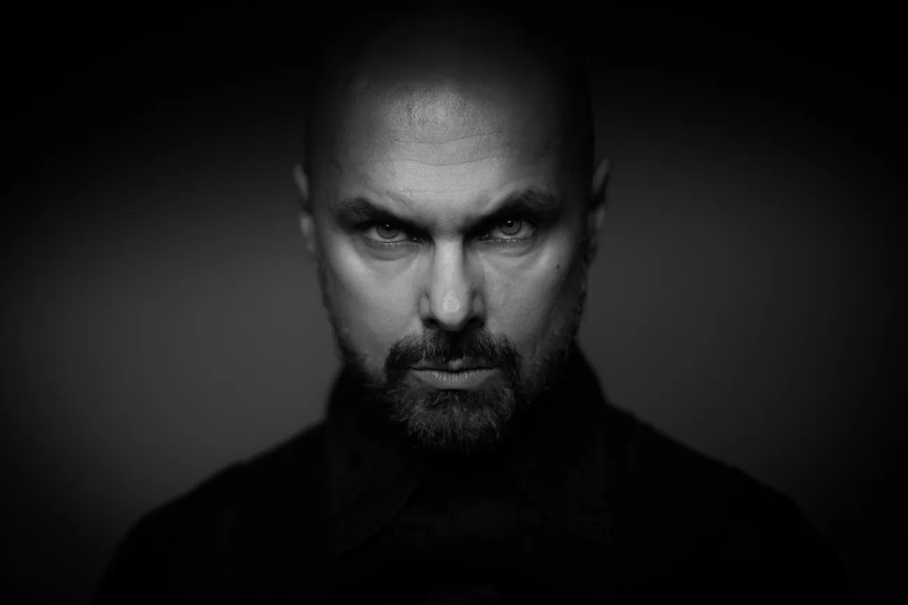 Kamelot: Roy Khan ammette di non cantare più dal vivo diversi brani nella tonalità originale