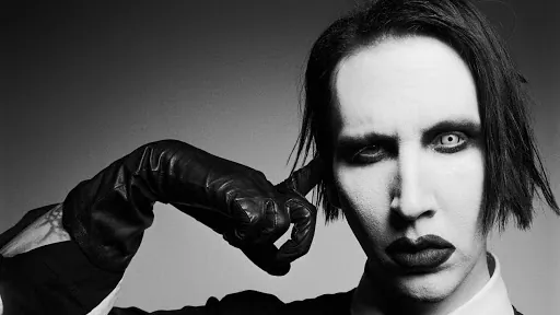 Marilyn Manson: fuori il nuovo singolo "Front Toward Enemy"