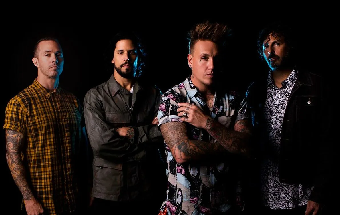 Papa Roach: il lyric video ufficiale di 'Broken As Me' (con Danny Worsnop degli Asking Alexandria)
