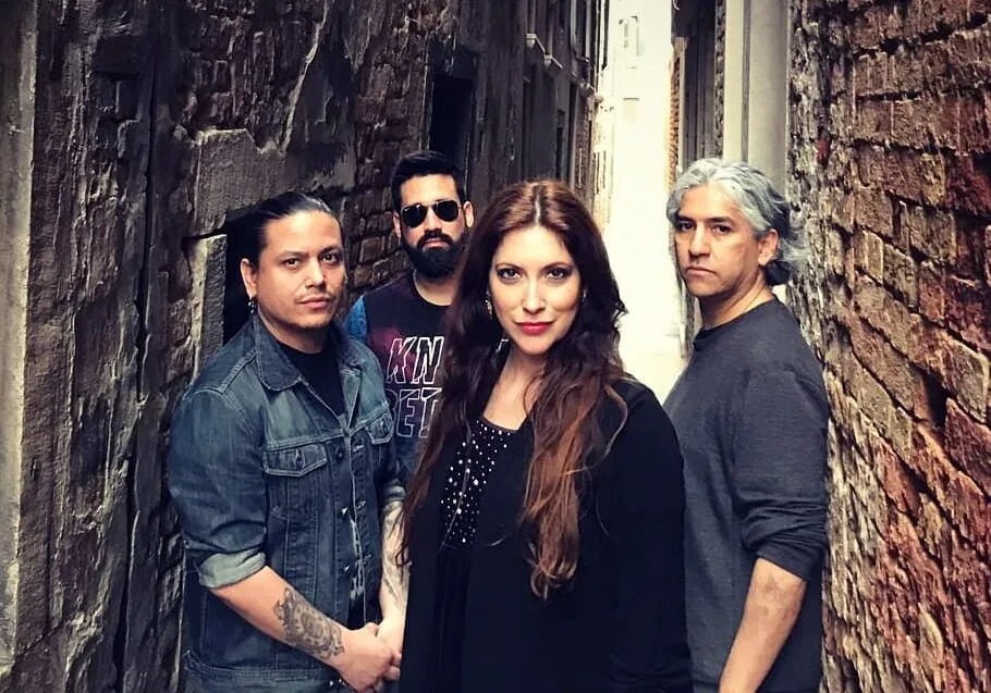 Chaos Magic (Caterina Nix): ascolta la cover di 'Desert Rose' di Sting, con Zaher Zorgati e Mike Terrana