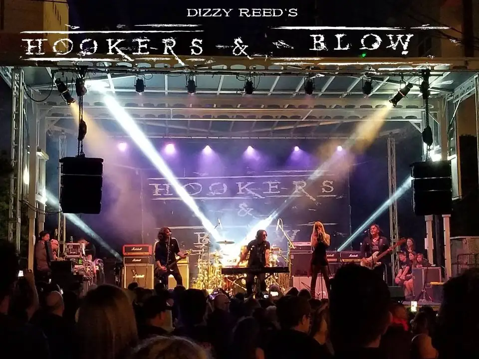 Hookers & Blow (Guns N' Roses, Quiet Riot): in studio per un album di cover, nuovo singolo online