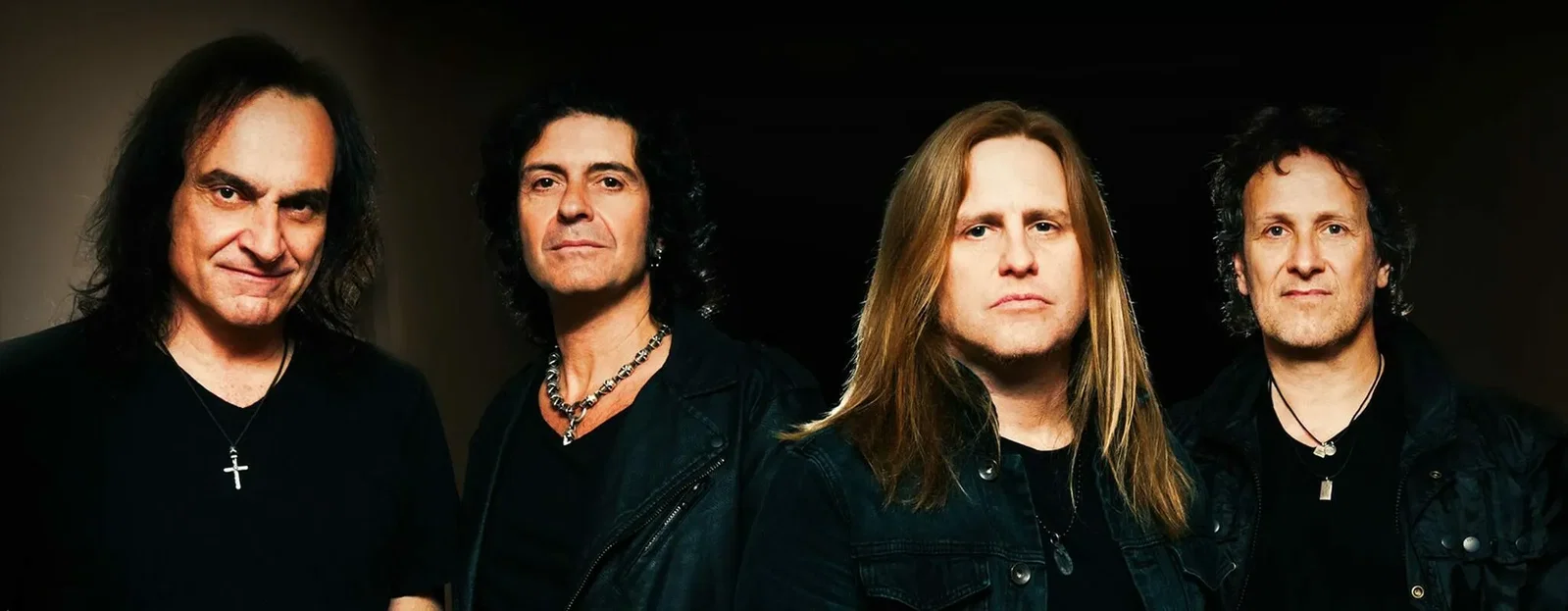 Last In Line: pubblicato il videoclip della versione acustica di 'Landslide'