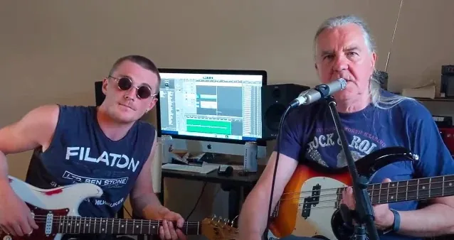 Saxon: Biff Byford e suo figlio Seb celebrano i 40 anni di "Wheels of Steel" con una versione acustica della title-track