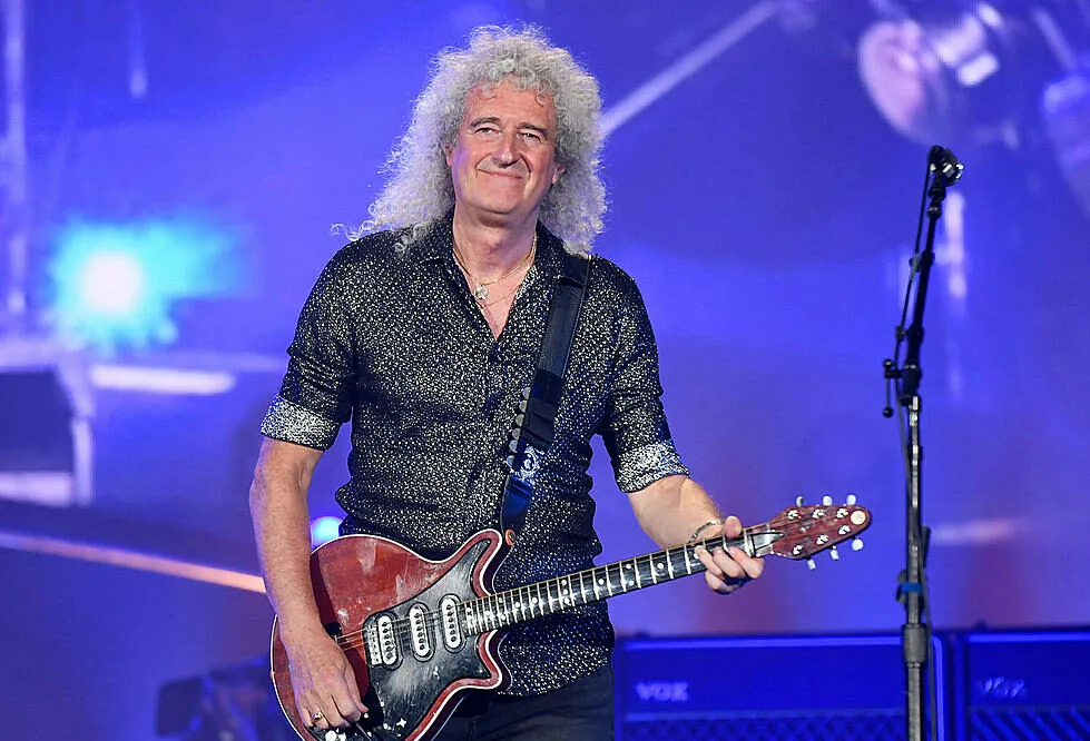 Queen: Brian May, 'Commosso dai complimenti di Nuno Bettencourt e Steve Vai'