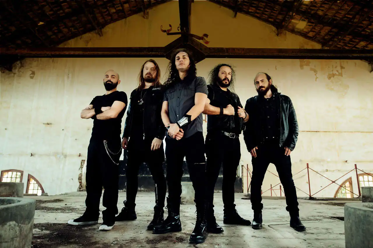 Carthagods: il video dal vivo di 'Whispers from the Wicked', feat. Mikael Stanne (Dark Tranquillity)