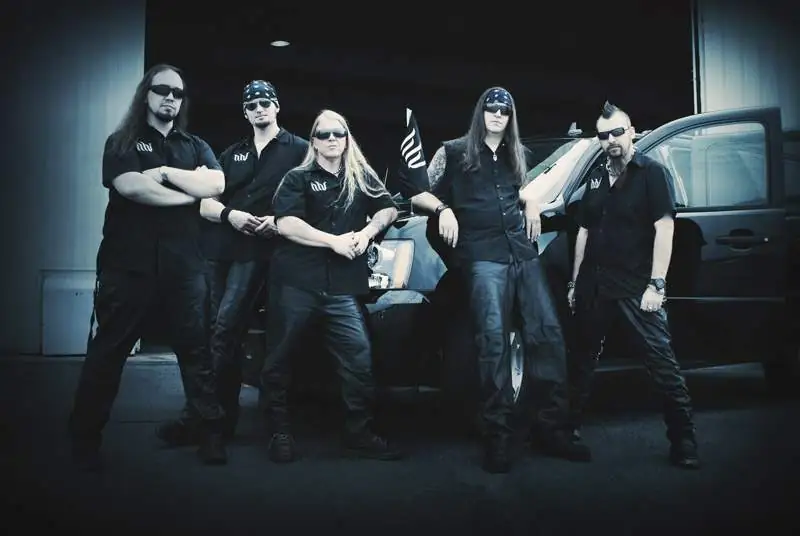 Halcyon Way: la versione acustica di 'Blame', dall'ultimo album "Bloody But Unbowed"