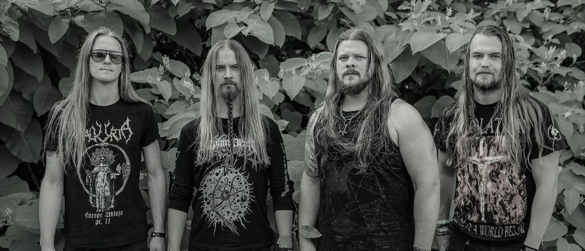 Desolator: il lyric video ufficiale di 'Portal Tomb'