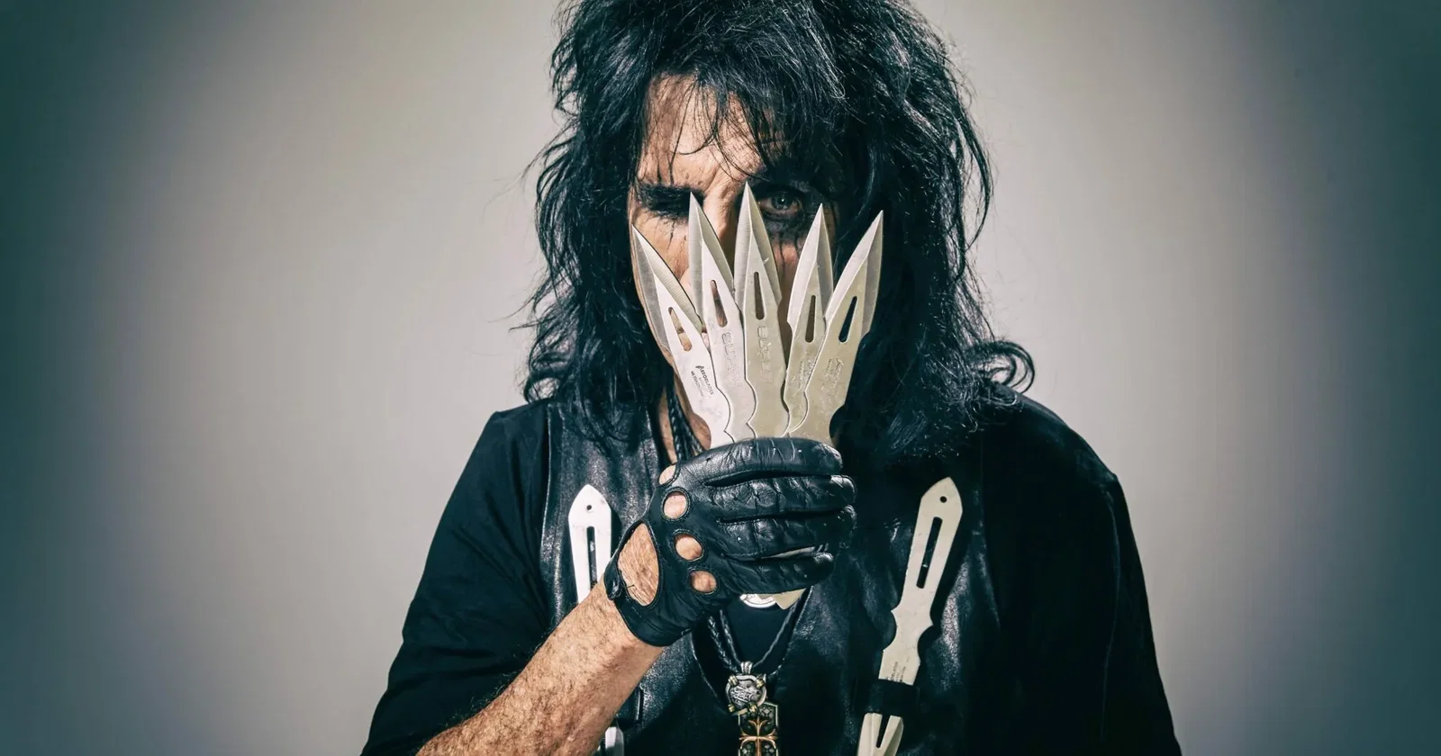 Alice Cooper: al lavoro sul due album Hard Rock completamente differenti tra di loro