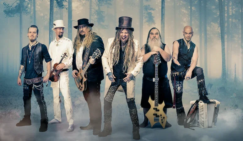 Korpiklaani: oggi in anteprima il video dal vivo di "Harmaja"