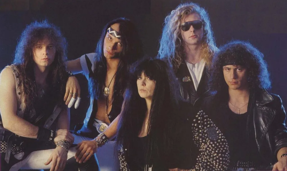 Velvet Viper: la versione remastered del singolo 'Rose Of Martyrdom'