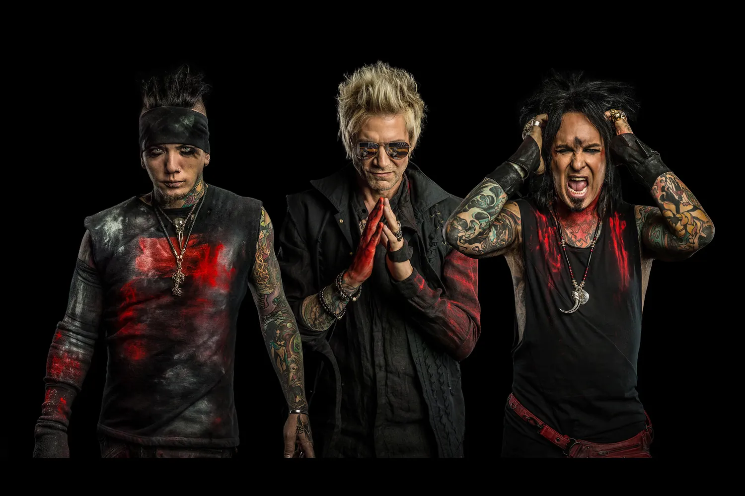 Sixx:A.M.: ascolta la nuova versione di 'Maybe It's Time' con membri di Def Leppard, Slipknot, Guns N' Roses e Five Finger Death Punch