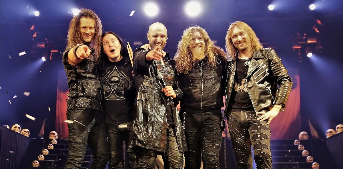 Beast In Black: il bass playthrough del brano 'From Hell With Love'