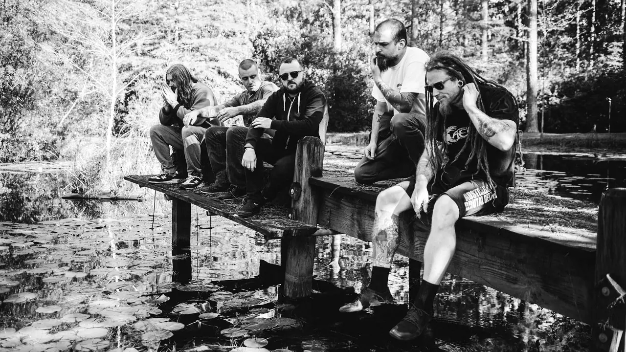 King Parrot: il video del brano 'Kick Up A Stink'. dal nuovo album "Holed Up In The Lair"