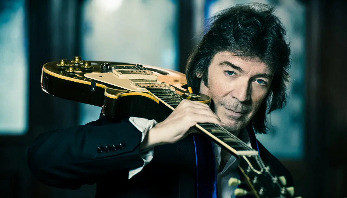 Steve Hackett: guarda il video di 'Natalia', terzo singolo dal nuovo album