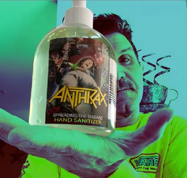 Anthrax: lanciano il loro igienizzante per le mani "STOP Spreading The Disease"